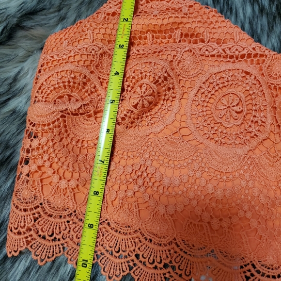 NWT Bebe scallop lace crop tank top S - Picture 7 of 8